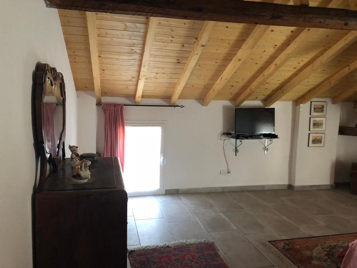 Ampio E Luminoso Appartamento A 2 Passi Da Pavia Cava Manara Exterior foto